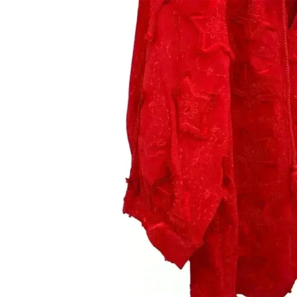 Chico's Women's Embroidered Stars Peasant Top Blouse Red Size 6 Casual - Picture 6 of 9